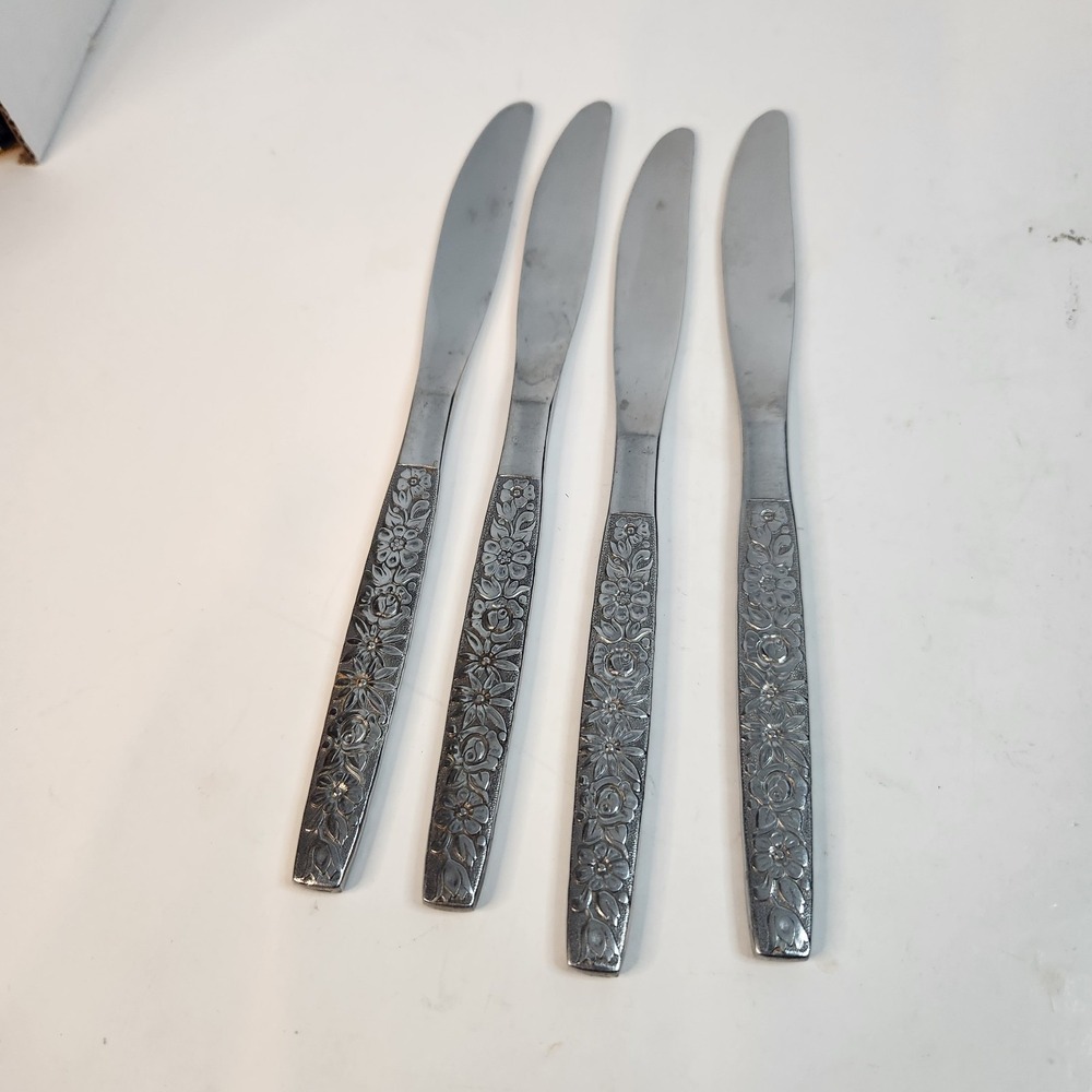 4 Dinner Knives Malibu Wm A Rogers Deluxe Oneida Stainless Flatware MCM Floral